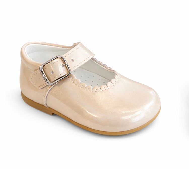 Andanines Pearl Nude Mary Jane Patent Leather Shoes